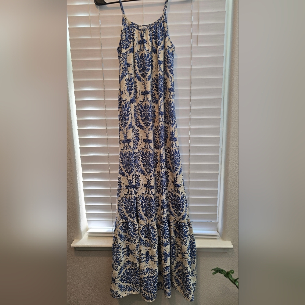 Maxi Dress - Blue and White Flowy - Print Elegant Damask Design. Resort/Festival